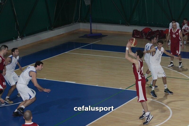 120304 sport 352_tn.jpg